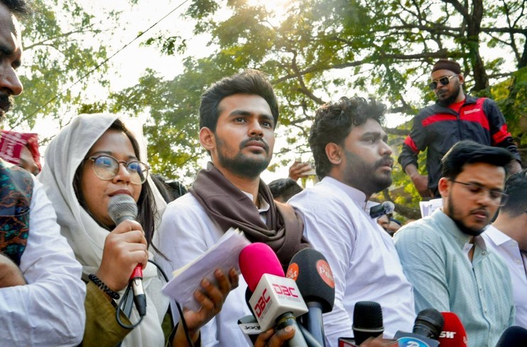 ১১ দলীয় জোটের প্রার্থীরাই দেশ ও জাতির মুক্তির প্রতীক: আসিফ মাহমুদ